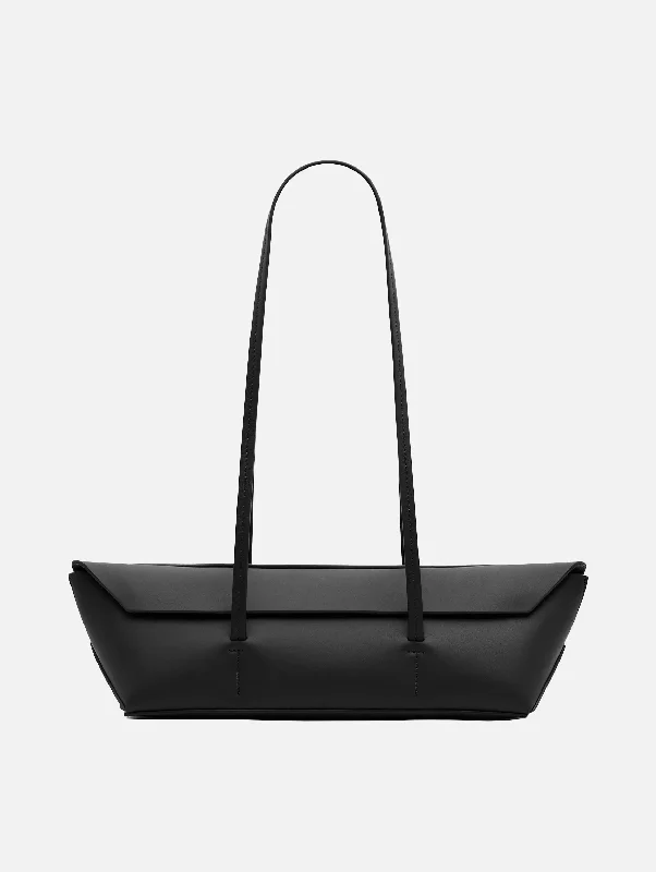 Rustic Bags For Outdoor And Nature-Inspired Looks Gondola Mini Tote in Black