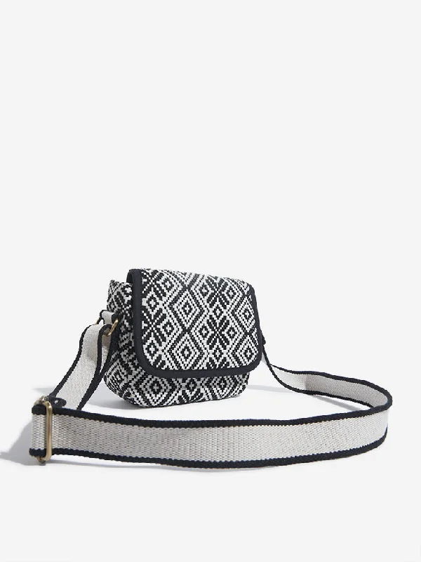 Bags With Limited-Time Deals Westside Black & White Geometric Crossbody Bag