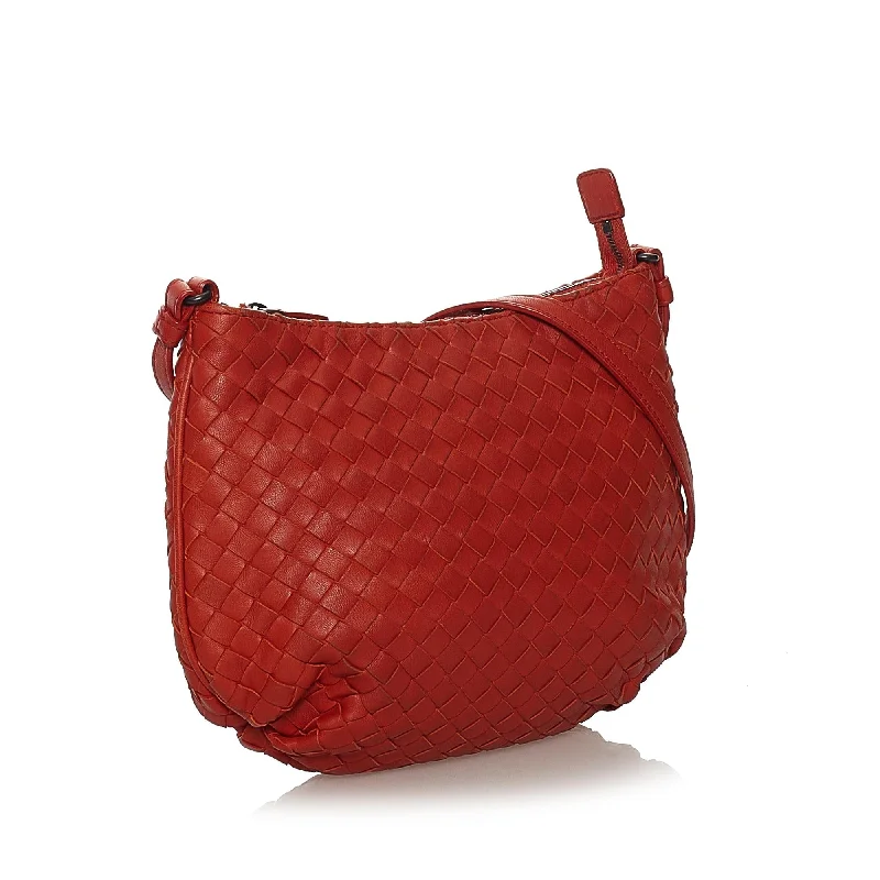 Inspired Bags For Timeless Elegance Bottega Veneta Intrecciato Leather Crossbody Bag (SHG-33056)