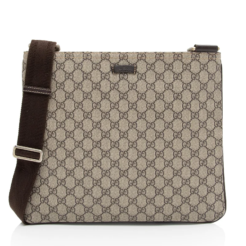 Elegant Bags For Formal Events And Luxury Occasions Gucci GG Supreme Classic Flat Medium Messenger (SHF-CUfNXw)