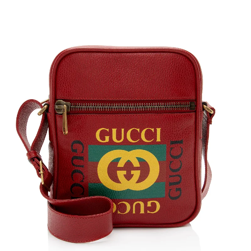 Bold Fashionistas Gucci Leather Logo Messenger (SHF-pLuM4p)