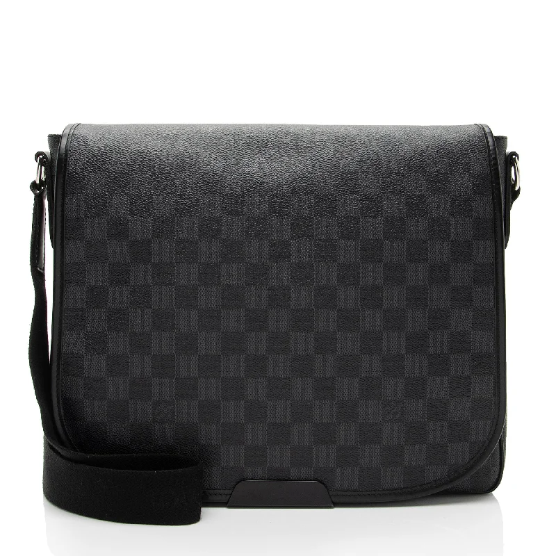 Inspired Bags For Modern Sophistication Louis Vuitton Damier Graphite Daniel MM Messenger (SHF-gXB02D)