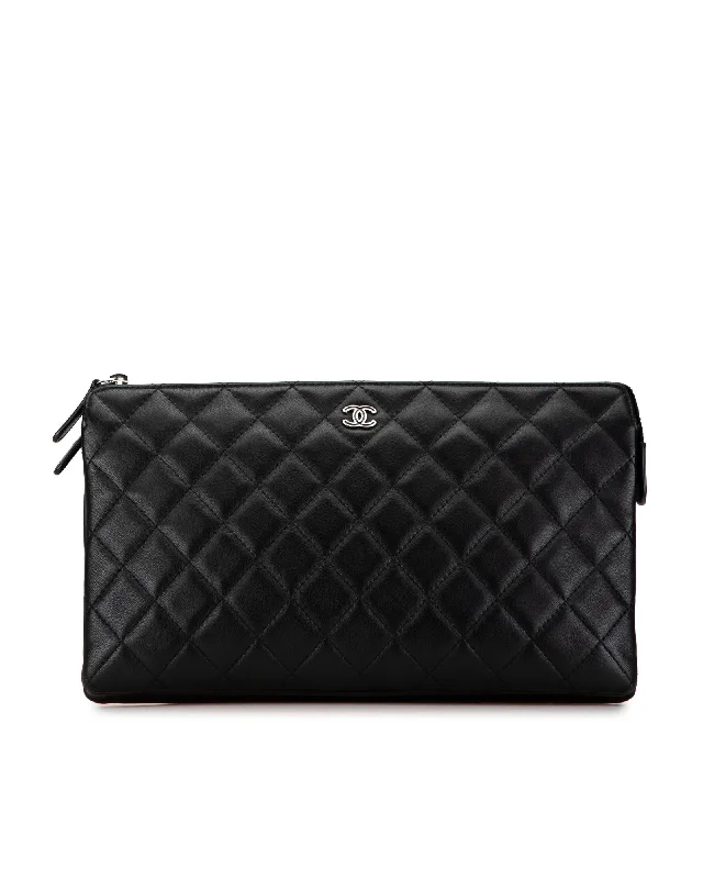 Designer Bags For Luxury Collectors With Offers Quilted Lambskin Double Zip Clutch with Interior Card Slots