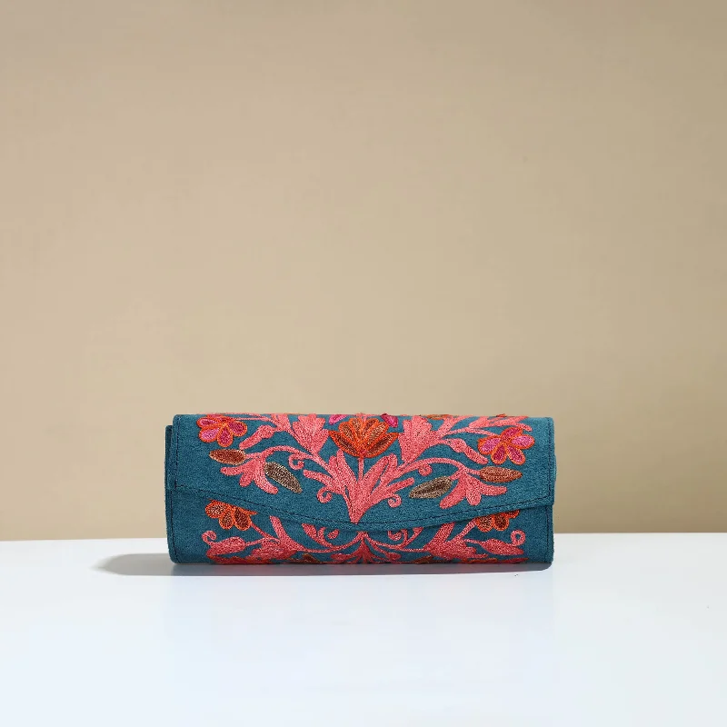 Compact Bags For Minimalist Travelers Authentic Kashmiri Crewel Embroidery Velvet Clutch 29