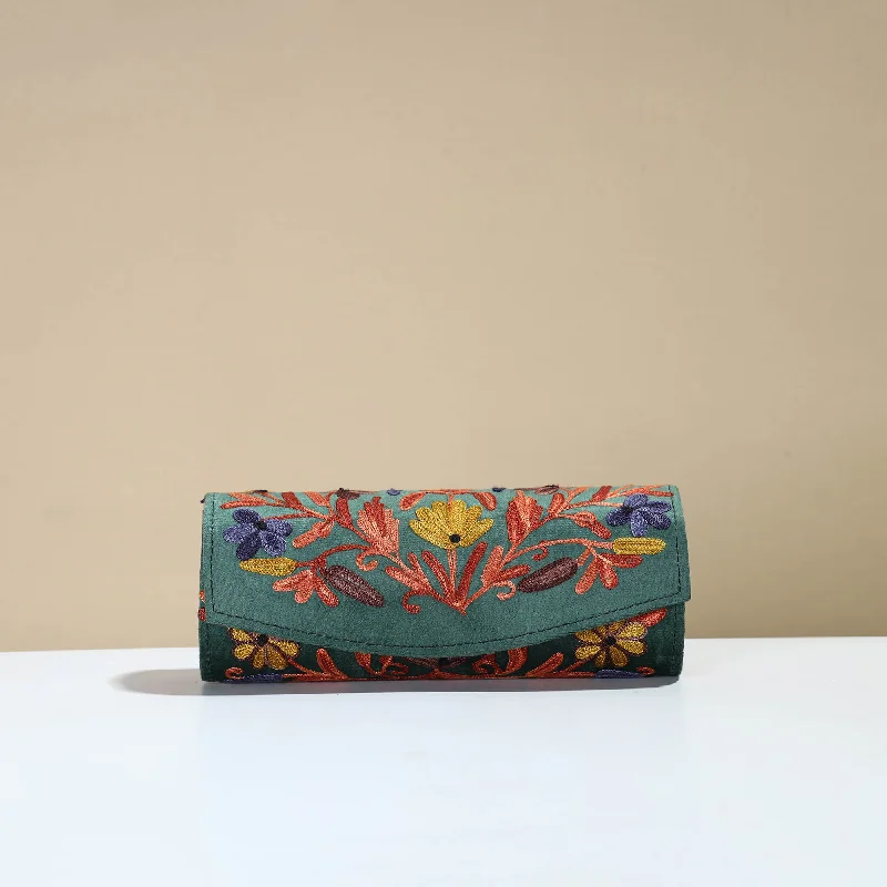 Elegant Bags For Formal Events And Luxury Occasions Authentic Kashmiri Crewel Embroidery Velvet Clutch 47