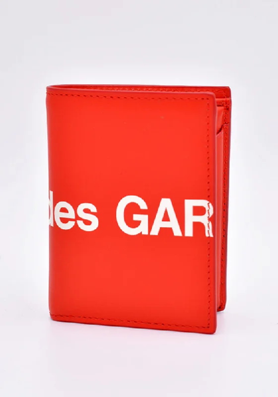 Lightweight Bags For Senior Travelers COMME DES GARCONS SA0641HL HUGE LOGO CARD CASE RED