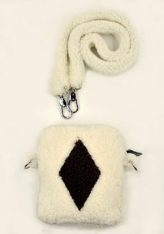 Edgy Bags For Bold And Daring Fashionistas STEFAN COOKE SCAW21BA1 SMALL SHEARLING BAG CREAM/BROWN