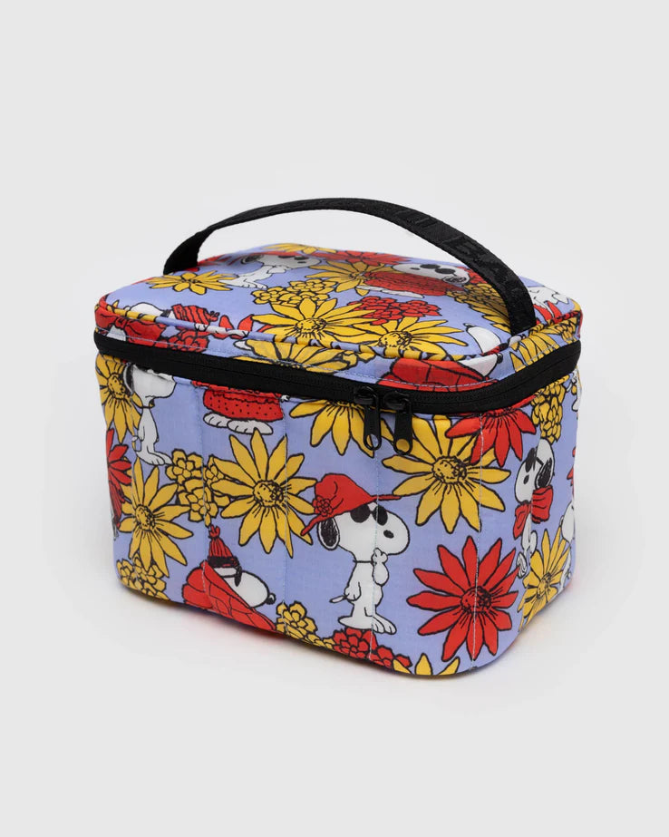 Stylish Bags For Fashion Bloggers BAGGU x Peanuts Insulated Lunch Bag - Recycled